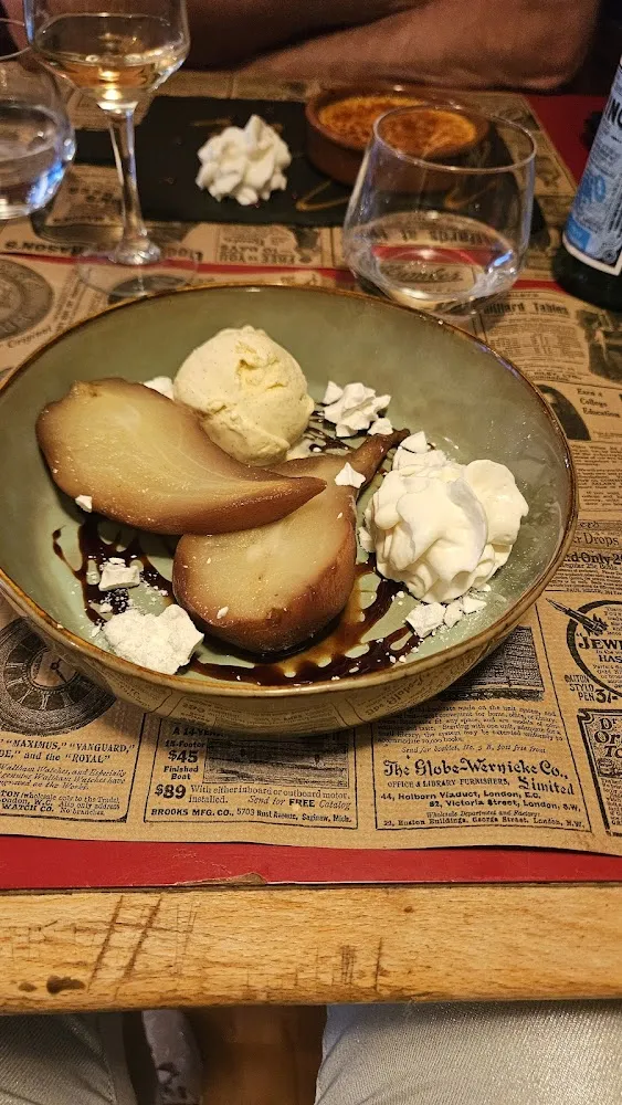 Poire Pochette À L Irancy